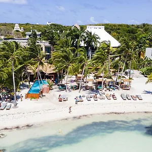Nomads Hotel&beachclub Isla Mujeres